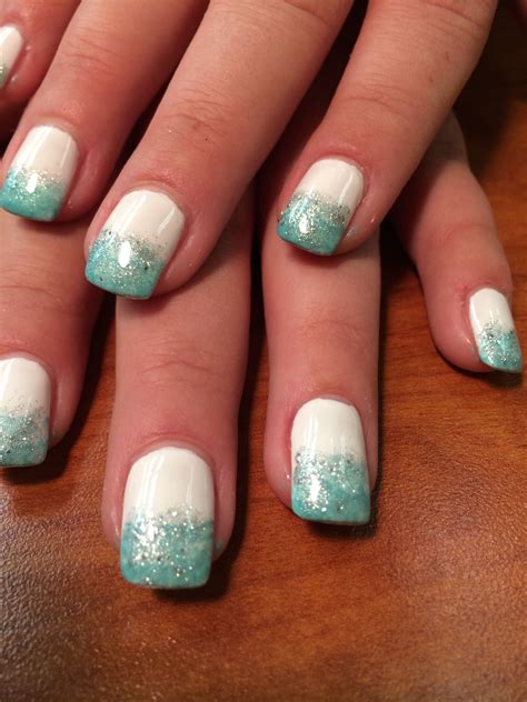 tiffany blue ombre nails.